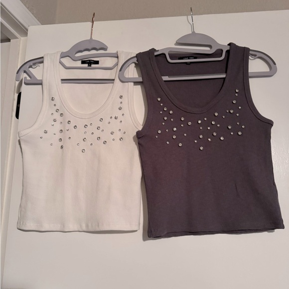 NWOT White and Gray Embellished rhinestone Tank Tops - Picture 1 of 9